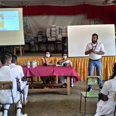 A7c9b450 79d4 44d9 815c Cfe8ce42d9c3